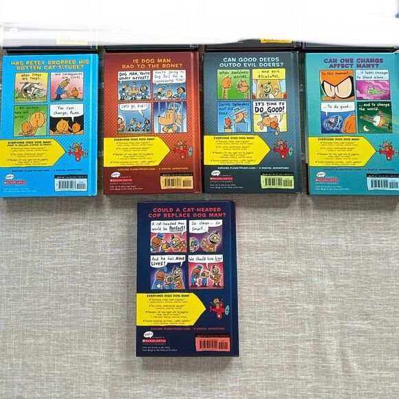 Dog Man book lot books 5-9 in the series by Dav Pilkey excellent condition - Picture 3 of 6